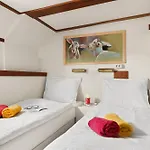 Hotell Liza Marleen 4*